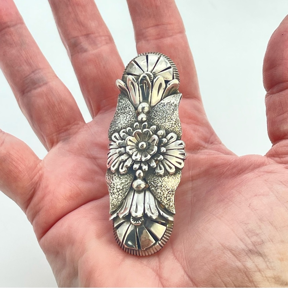 Vintage Eddy Chaco Squash Blossom Silver 3D Knuckle Ring | Handcrafted Sterling - Picture 6 of 15